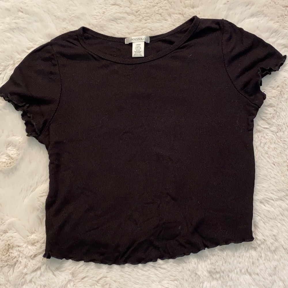 Tilly’s black ruffle crop top
